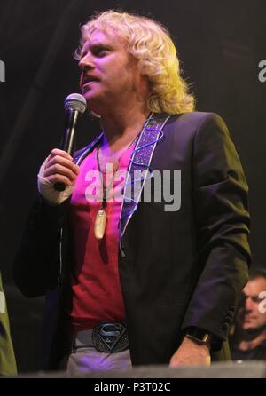 BLACKPOOL,UK KEITH LEMON SWITCHES ON BLACKPOOL ILLUMINATIONS CREDIT IAN FAIRBROTHER/ALAMY STOCK PHOTOS Stock Photo