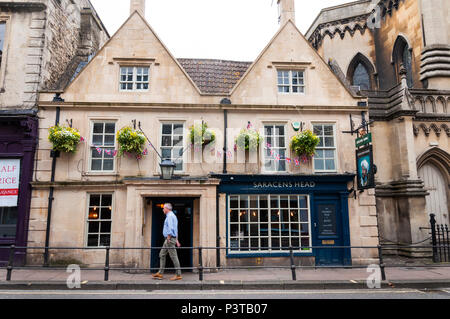 Saracens Head pub, oldest bar public house in Bath spa city town, Somerset, Uk Stock Photo