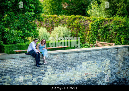 Cambridge, UK. 19th June, 2018. Trinity College Cambridge May Ball. Cambridge University students walk the streets of Cambridge after attending the Trinity College May Ball.  Picture by Andrew Parsons / Parsons Media Credit: andrew parsons/Alamy Live News Stock Photo