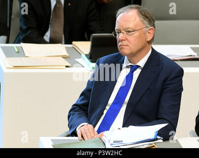 Hanover, Germany. 19th June, 2018. Stephan Weil of the Social Democratic Party (SPD), Premier of Lower Saxony, during the debate about a new public holiday. Credit: Holger Hollemann/dpa/Alamy Live News Stock Photo