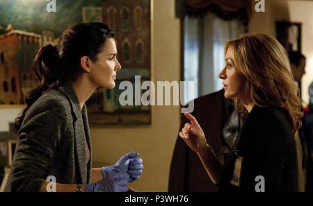 Original Film Title: RIZZOLI & ISLES.  English Title: RIZZOLI & ISLES.  Year: 2010.  Stars: ANGIE HARMON; SASHA ALEXANDER. Credit: WARNER HORIZON TELEVISION / Album Stock Photo