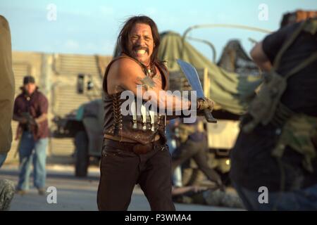 Original Film Title: MACHETE.  English Title: MACHETE.  Film Director: ROBERT RODRIGUEZ; ETHAN MANIQUIS.  Year: 2010.  Stars: DANNY TREJO. Credit: DUNE ENTERTAINMENT / Album Stock Photo