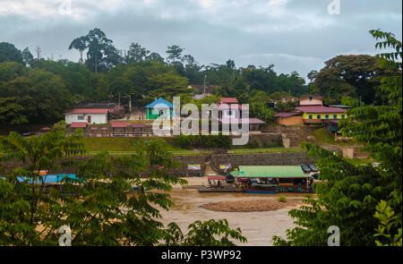 Great view of Kuala Tahan with its colourful buildings, a Malaysian village located at the confluence of the Tahan and Tembeling Rivers. Stock Photo