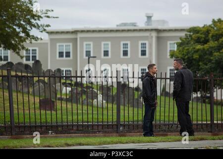 Original Film Title: THE TOWN.  English Title: THE TOWN.  Film Director: BEN AFFLECK.  Year: 2010.  Stars: BEN AFFLECK; JEREMY RENNER. Credit: WARNER BROS PICTURES / Album Stock Photo