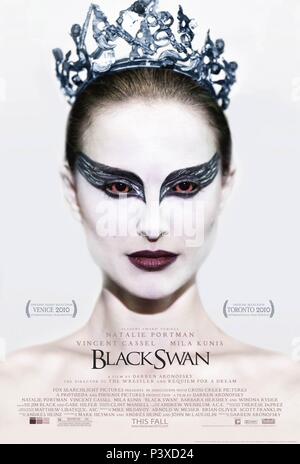 Original Film Title: BLACK SWAN.  English Title: BLACK SWAN.  Film Director: DARREN ARONOFSKY.  Year: 2010. Credit: FOX SEARCHLIGHT PICTURES / Album Stock Photo