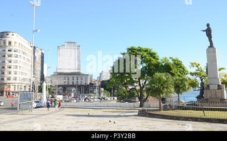 Monumento a Castro Alves (Praça do mesmo nome), em Salvador. Stock Photo