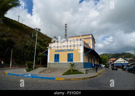 Conservatória é a cidade da serenata, a 142 km do Rio de Janeiro, com 4.000 habitantes e fica no vale do café. Antiga estação de trem onde hoje funciona a estação ferroviária. Stock Photo