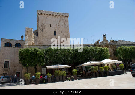Italy; Puglia; Mola di Bari; Farmhouse converted into a restaurant 'Full Moon at the Fortezza'. Stock Photo