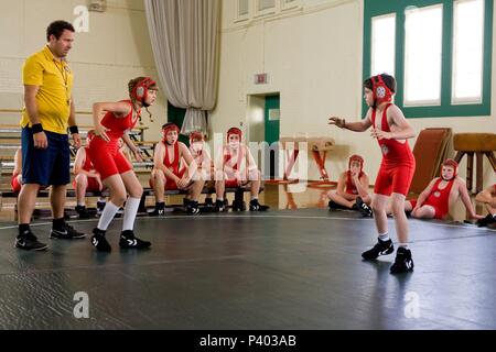 Original Film Title: DIARY OF A WIMPY KID.  English Title: DIARY OF A WIMPY KID.  Film Director: THOR FREUDENTHAL.  Year: 2010. Credit: DUNE ENTERTAINMENT / Album Stock Photo