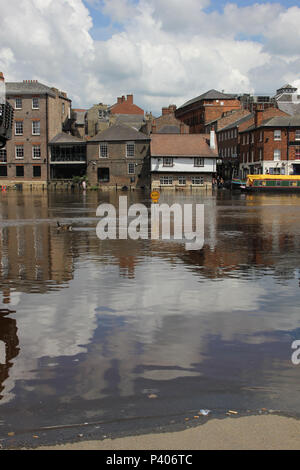 Looking towards the King's Arms pub on King's Staith from Skeldergate during the 2012 floods in York, North Yorkshire. Stock Photo