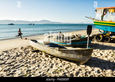 Praia De Canajure Cujo Nome Deriva Do Fato De Estar Localizada Entre As Praias De Canasvieiras E Jurere Florianopolis Santa Catarina Brasil Stock Photo Alamy