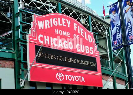 The legendary marquee of Wrigley Field. Wrigley Field is a baseball park  located on the North Side of Chicago, Illinois. It is the home of the  Chicago Stock Photo - Alamy