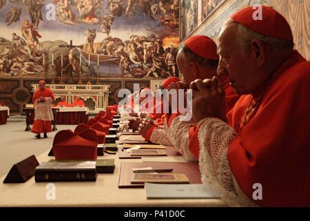 Original Film Title: HABEMUS PAPAM.  English Title: WE HAVE A POPE.  Film Director: NANNI MORETTI.  Year: 2011. Credit: SACHER FILM / Album Stock Photo