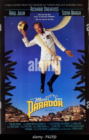 Original Film Title: MOON OVER PARADOR.  English Title: MOON OVER PARADOR.  Film Director: PAUL MAZURSKY.  Year: 1988. Credit: UNIVERSAL PICTURES / Album Stock Photo