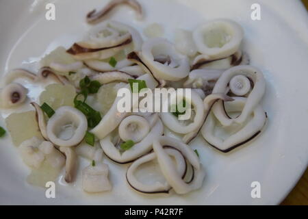 Zhoushan, Zhoushan, China. 16th June, 2018. Zhoushan, CHINA-16th June 2018: Steamed squid. Delicious seafood at Shenjiamen Harbor in Zhoushan, east China's Zhejiang Province. Credit: SIPA Asia/ZUMA Wire/Alamy Live News Stock Photo