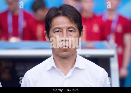 Saransk, Russland. 19th June, 2018. Akira NISHINO (coach, JPN), Half-length Portrait, Colombia (COL) - Japan (JPN) 1: 2, Preliminary Round, Group H, Game 16, 19.06.2018 in Saransk; Football World Cup 2018 in Russia from 14.06. - 15.07.2018. | usage worldwide Credit: dpa/Alamy Live News Stock Photo