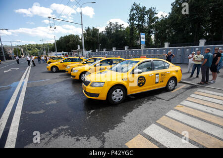 Moscow, Russia. 20th June, 2018. Taxis line up outside Luzhniki Stadium on June 20th 2018 in Moscow, Russia. (Photo by Daniel Chesterton/phcimages.com) Credit: PHC Images/Alamy Live News Stock Photo