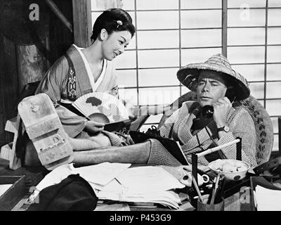 Original Film Title: THE TEAHOUSE OF THE AUGUST MOON.  English Title: THE TEAHOUSE OF THE AUGUST MOON.  Film Director: DANIEL MANN.  Year: 1956.  Stars: GLENN FORD; MACHIKO KYO. Credit: M.G.M. / Album Stock Photo