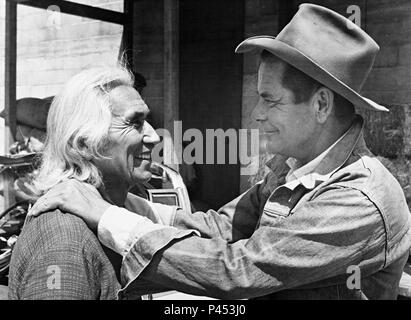 CHIEF DAN GEORGE AND GLENN FORD GREAT PHOTO "SMITH!" 