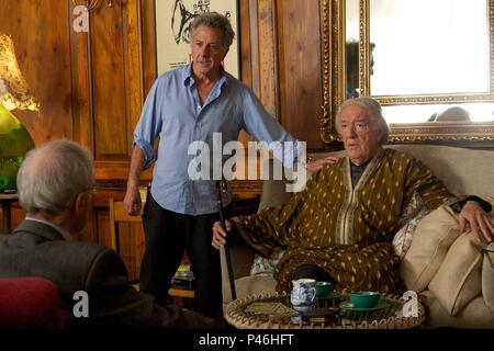 Original Film Title: QUARTET.  English Title: QUARTET.  Film Director: DUSTIN HOFFMAN; JULIA SOLOMONOFF.  Year: 2012.  Stars: DUSTIN HOFFMAN; MICHAEL GAMBON. Credit: HEADLINE PICTURES / Album Stock Photo