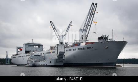 T-AKR-300 USNS BOB HOPE, A BOB HOPE CLASS VEHICLE CARGO SHIP OF THE