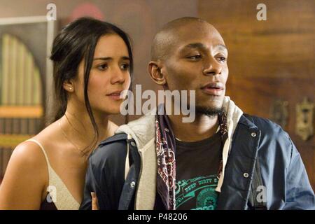 Original Film Title: JOURNEY TO THE END OF THE NIGHT.  English Title: JOURNEY TO THE END OF THE NIGHT.  Film Director: ERIC EASON.  Year: 2006.  Stars: MOS DEF; CATALINA SANDINO MORENO. Credit: MILLENNIUM FILMS / Album Stock Photo