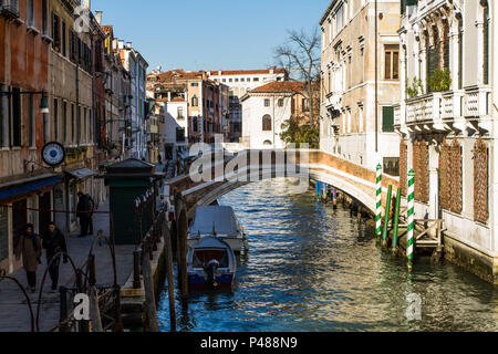 Canal secundário. Veneza, Itália - 12/12/2012. Foto: Ricardo Ribas / Fotoarena Stock Photo