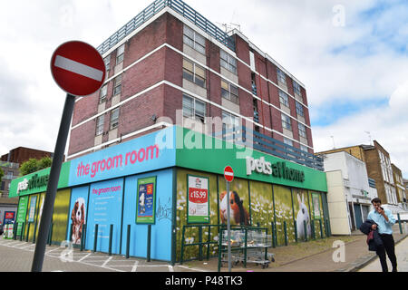 Pet shop cheap north road