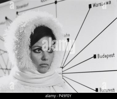 Original Film Title: RUBA AL PROSSIMO TUO.  English Title: A FINE PAIR.  Film Director: FRANCESCO MASELLI.  Year: 1969.  Stars: CLAUDIA CARDINALE. Credit: VIDES / FRANCO CRISTALDI / Album Stock Photo