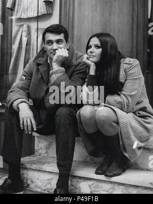 Original Film Title: RUBA AL PROSSIMO TUO.  English Title: A FINE PAIR.  Film Director: FRANCESCO MASELLI.  Year: 1969.  Stars: ROCK HUDSON; CLAUDIA CARDINALE. Credit: VIDES / FRANCO CRISTALDI / Album Stock Photo