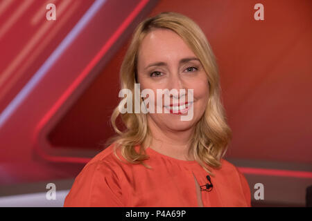 Cologne, Deutschland. 04th Feb, 2014. Melanie AMANN, journalist, 'Der Spiegel, portrait, portrait, portrait, one-shot, single motive,' Maischberger ', talk show, WDR/ARD, 20.06.2018. | Usage worldwide Credit: dpa/Alamy Live News Stock Photo