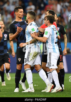 Nizhny Novgorod, Russia. 21st June, 2018. Nicolas Otamendi (C) of Argentina clashes with a player of Croatia during the 2018 FIFA World Cup Group D match between Argentina and Croatia in Nizhny Novgorod, Russia, June 21, 2018. Croatia won 3-0. Credit: Li Ga/Xinhua/Alamy Live News Stock Photo