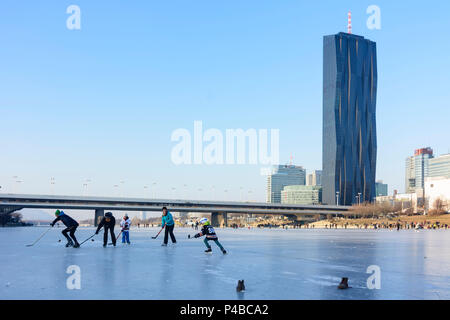 Vienna, New Danube, frozen, Donaucity, DC Tower, Reichsbrücke, ice skaters, ice runners, ice, 22. Donaustadt, Wien, Austria Stock Photo