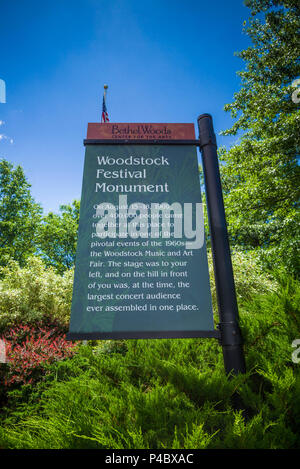 USA, New York, Catskill Mountains, Bethel, site of the 1969 Woodstock Festival, Woodstock Festival Monument Stock Photo