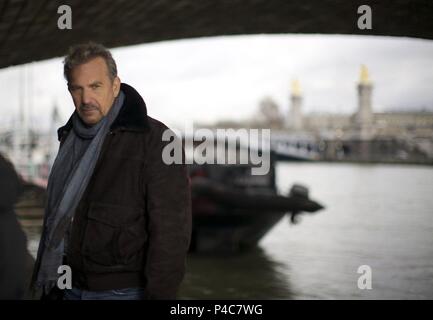 Original Film Title: 3 DAYS TO KILL.  English Title: 3 DAYS TO KILL.  Film Director: MCG.  Year: 2014.  Stars: KEVIN COSTNER. Credit: RELATIVITY MEDIA / Album Stock Photo