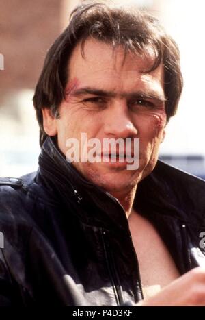 Original Film Title: BLACK MOON RISING.  English Title: BLACK MOON RISING.  Film Director: HARLEY COKLISS.  Year: 1986.  Stars: TOMMY LEE JONES. Credit: NEW WORLD PICTURES / Album Stock Photo