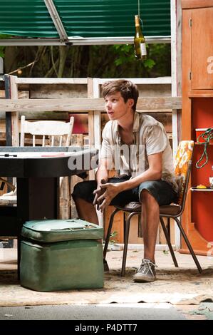 Original Film Title: THE KINGS OF SUMMER.  English Title: THE KINGS OF SUMMER.  Film Director: JORDAN VOGT-ROBERTS.  Year: 2014.  Stars: NICK ROBINSON. Credit: BIG BEACH FILMS/LOW SPARK FILMS / Album Stock Photo