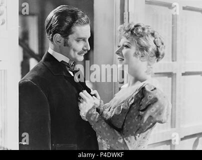 Original Film Title: GOODBYE, MR. CHIPS.  English Title: GOODBYE, MR. CHIPS.  Film Director: SAM WOOD.  Year: 1939.  Stars: GREER GARSON; ROBERT DONAT. Credit: M.G.M / Album Stock Photo