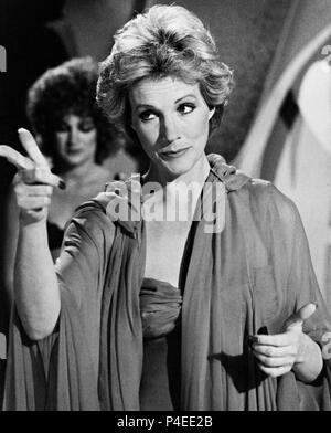 Original Film Title: S. O. B..  English Title: S. O. B..  Film Director: BLAKE EDWARDS.  Year: 1981.  Stars: JULIE ANDREWS. Credit: PARAMOUNT PICTURES / Album Stock Photo