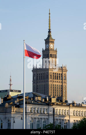 237 meter Palac Kultury i Nauki PKiN (Palace of Culture and Science) in Warsaw, Poland. May 10th 2018 © Wojciech Strozyk / Alamy Stock Photo Stock Photo