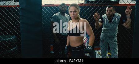 RONDA ROUSEY, ENTOURAGE, 2015 Stock Photo - Alamy