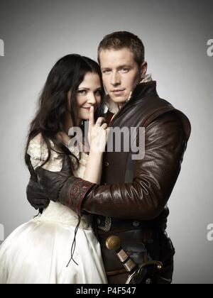 Original Film Title: ONCE UPON A TIME.  English Title: ONCE UPON A TIME.  Film Director: ADAM HOROWITZ.  Year: 2011.  Stars: GINNIFER GOODWIN; JOSH DALLAS. Credit: ABC STUDIOS / Album Stock Photo