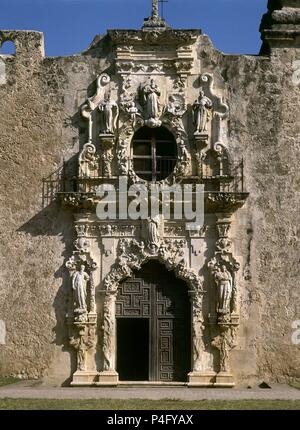 DETALLE DE LA PORTADA BARROCA-MISION FRANCISCANA FUNDADA EN 1720. Location: MISION SAN JOSE Y SAN MIGUEL DE AGUAYO, SAN ANTONIO-TEXAS. Stock Photo