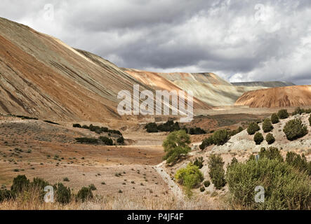 copper, gold and silver mine operation outside Salt Lake City, Utah, United States Stock Photo