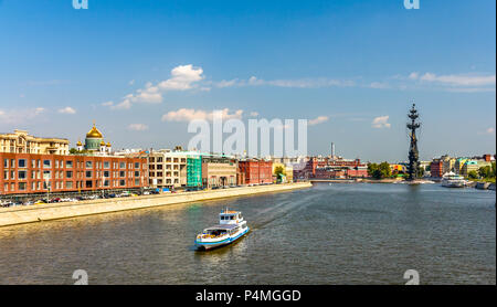 View of the Moskva River in Moscow, Russia Stock Photo