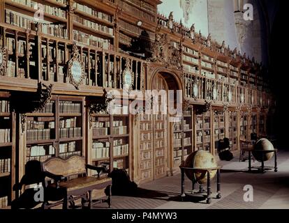 BIBLIOTECA ANTIGUA DE LA UNIVERSIDAD DE SALAMANCA. Location: UNIVERSIDAD BIBLIOTECA, SALAMANCA, SPAIN. Stock Photo