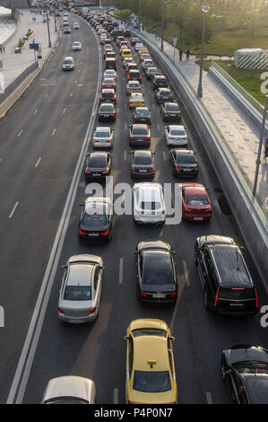 Moscou, Moscow region, Russia. 23rd June, 2018. Moscow traffic jams Credit: Aleksei Sukhorukov/ZUMA Wire/Alamy Live News Stock Photo
