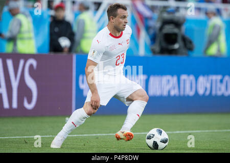 Kaliningrad, Russland. 22nd June, 2018.Kaliningrad, Russland. 22nd June, 2018. Xherdan SHAQIRI (SUI) with Ball, Single Action with Ball, Action, Full Figure, Serbia (SRB) - Switzerland (SUI) 1: 2, Preliminary Round, Group E, Game 26, on 06/22/2018 in Kaliningrad; Football World Cup 2018 in Russia from 14.06. - 15.07.2018. | usage worldwide Credit: dpa/Alamy Live News Credit: dpa picture alliance/Alamy Live News Stock Photo
