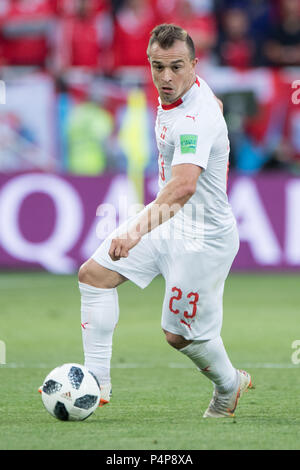 Kaliningrad, Russland. 23rd June, 2018. Xherdan SHAQIRI (SUI) with Ball, Single Action with Ball, Action, Full Figure, Vertical, Serbia (SRB) - Switzerland (SUI) 1: 2, Preliminary Round, Group E, Game 26, on 06/22/2018 in Kaliningrad; Football World Cup 2018 in Russia from 14.06. - 15.07.2018. | usage worldwide Credit: dpa/Alamy Live News Stock Photo