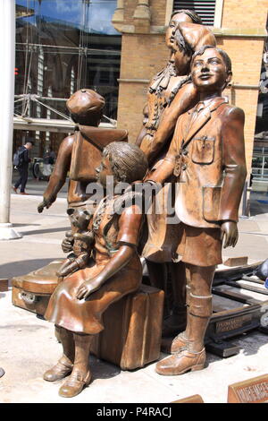 Frank Meisler's 'Kindertransport – The Arrival (2006)' stands outside Liverpool Street Train Station in central London, England, UK, PETER GRANT Stock Photo